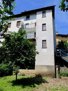 Porzione di casa in Via Cacontaglio, Sant'Omobono Terme, 6 locali