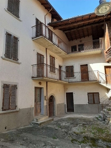 Porzione di casa in Via Roma, Strozza, 7 locali, 2 bagni, 277 m²