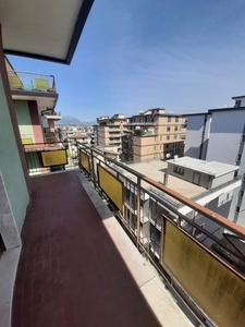 Quadrilocale a Benevento, 2 bagni, 143 m², 5° piano, ascensore