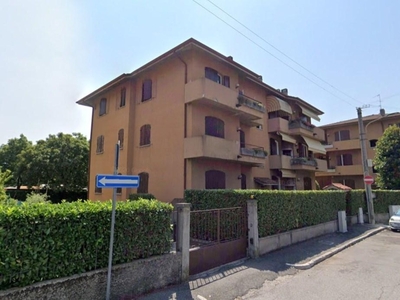 Quadrilocale a Brescia, 2 bagni, con box, 150 m², 2° piano in vendita