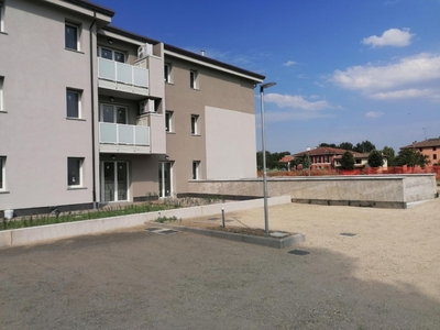 Quadrilocale a Budrio, 2 bagni, posto auto, 114 m², ascensore