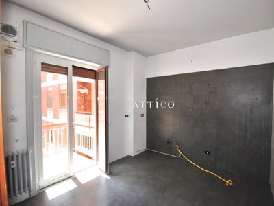 Quadrilocale ad Avellino, 1 bagno, 109 m², 3° piano, ascensore