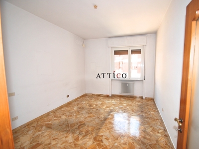 Quadrilocale ad Avellino, 2 bagni, 139 m², 6° piano, ascensore