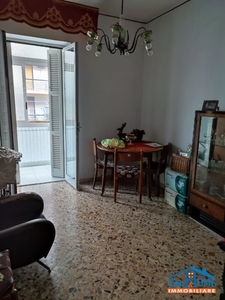 Quadrilocale in Via Bottalico, Bari, 1 bagno, 120 m², 2° piano