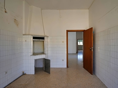 Quadrilocale in Via Francesco Severi 6, Castellana Grotte, 1 bagno