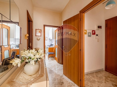 Quadrilocale in Via Trevisani, Bari, 1 bagno, 75 m², 1° piano
