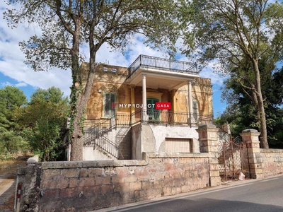 Rustico in Laureto, Fasano, 8 locali, 2 bagni, 220 m² in vendita