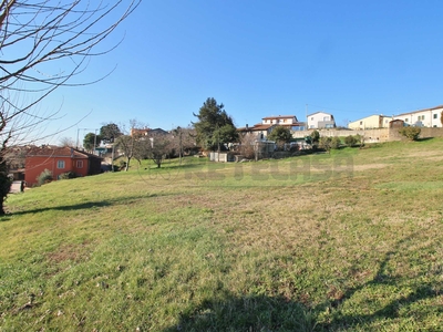 Terreno edificabile in Vendita a Montebello Vicentino Via Monte Grappa