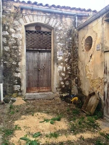Terreno edificabile in Vendita a Ventimiglia di Sicilia Loc. Traversa