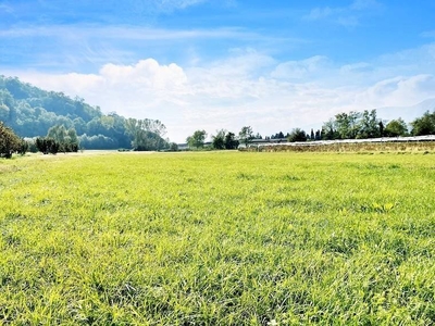 Terreno in vendita a Pinerolo