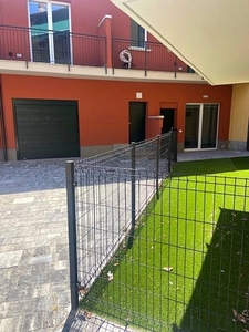 Trilocale a Osio Sotto, 2 bagni, 115 m², riscaldamento autonomo