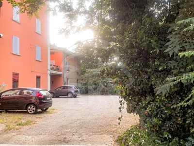 Trilocale in Via Castiglione 91, Bologna, 1 bagno, 59 m², 2° piano