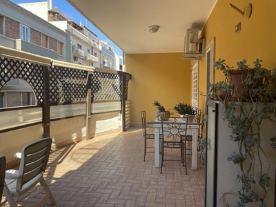 Trilocale in Via Dante 294, Bari, 1 bagno, 91 m², 4° piano, terrazzo