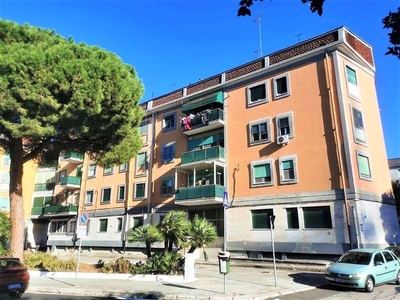 Trilocale in Via S. Maria Ausiliatrice 33, Brindisi, 100 m², 3° piano