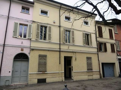 Ufficio in Vendita a Faenza Faenza - Centro