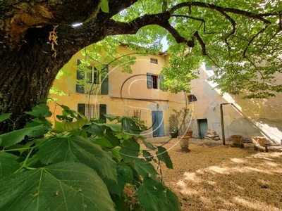 Villa a San Lazzaro di Savena, 16 locali, 3 bagni, giardino privato