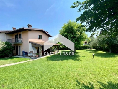 Villa a schiera a Polpenazze del Garda, 5 locali, 2 bagni, con box