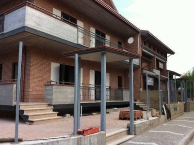 Villa in Contrada archi, Avellino, 6 locali, 4 bagni, giardino privato