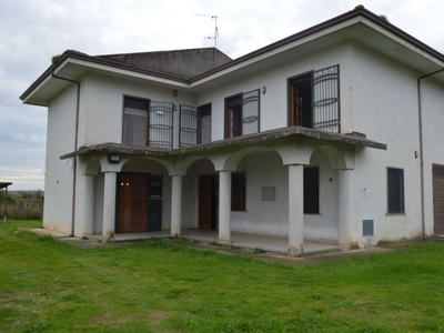 Villa in Vendita a Castrovillari Cammarata