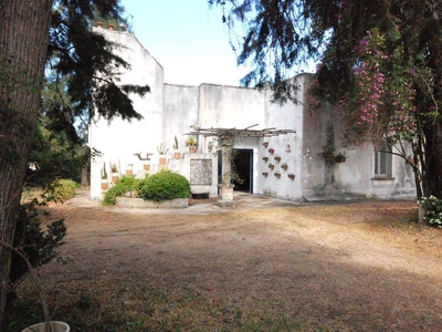 Villa in Vendita a Cutrofiano SP 363