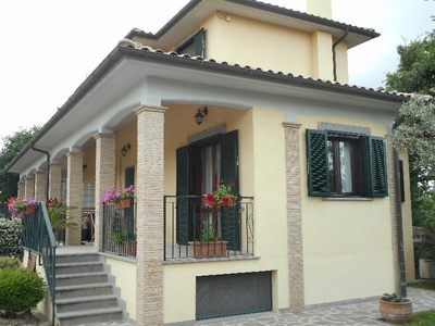 Villa in Vendita a Fiumicino ARANOVA
