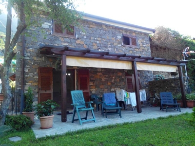 Villa in Vendita a Rapallo località Chignero