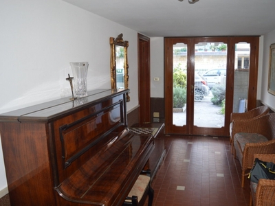 Villa in Vendita a Rimini via borgese