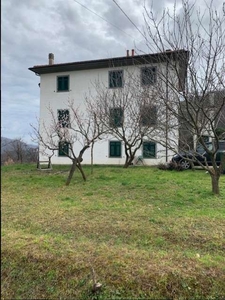 Villa in Vendita a San Colombano Certenoli c