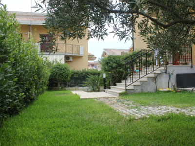 Villa in Vendita a Siracusa Via natale bonajuto