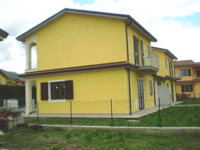 Villa in Vendita a Villafranca in Lunigiana