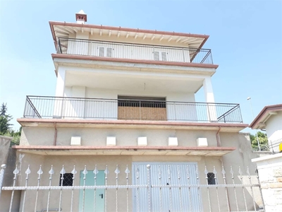 Villa in Via Lazzaretto, Serle, 4 locali, 3 bagni, garage, 245 m²