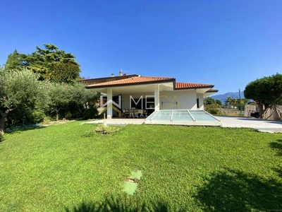 Villa in Via Pieve vecchia, Manerba del Garda, 5 locali, 3 bagni