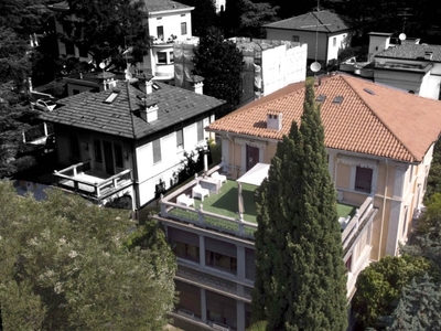 Villa in VIA PRATI, Brescia, 18 locali, 4 bagni, giardino privato