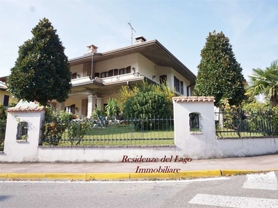 Villa in Via todeschino 1, Sirmione, 9 locali, 4 bagni, garage, 390 m²