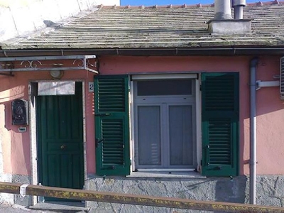Villetta a schiera in Vendita a Genova Staglieno via delle Banchelle 21 A