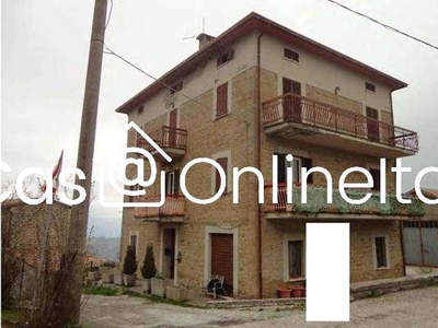 Appartamento in Vendita a Perugia Via Monte Subasio