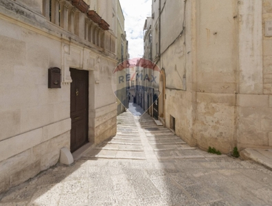 Casa indipendente in Via Grazia Deledda, Conversano, 2 locali, 1 bagno