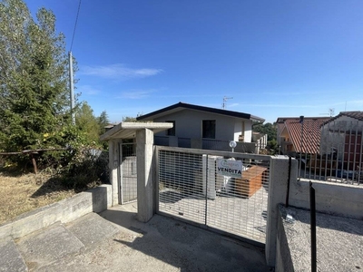 Casa indipendente in Via san francesco, Montemarano, 3 locali, 1 bagno