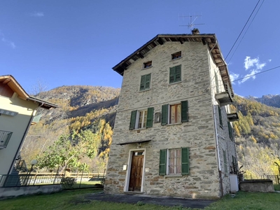 Casa singola in vendita a Torre Di Santa Maria Sondrio Sant'anna