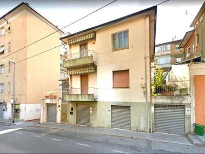 Palazzo in Via Tavernelle, Ancona, 6 locali, 2 bagni, giardino privato
