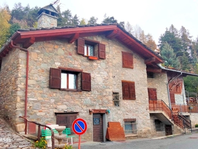 Casa semindipendente in vendita