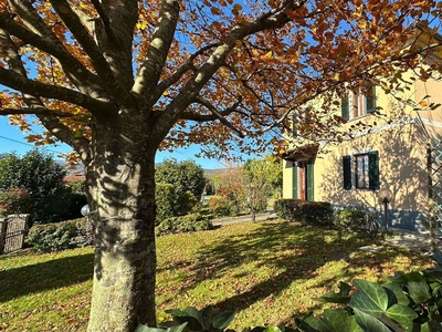 Rustico casale in vendita a Barga Lucca Castelvecchio Pascoli