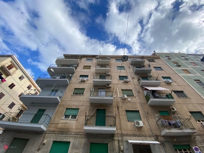 Appartamento in Vendita in Via Francesco Paolo Perez 216 a Palermo
