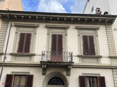 Appartamento in Vendita in Via Quintino Sella 7 a Firenze