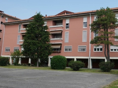 Appartamento in Via Enrico Mattei 52 C, Gorgonzola, 5 locali, 1 bagno