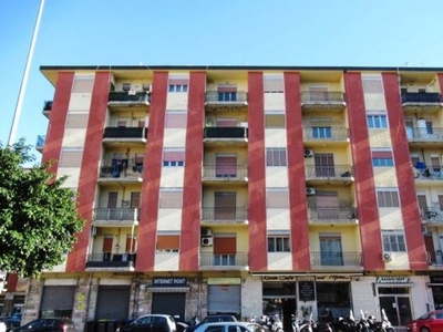 Bilocale in Largo Vincenzo La Rosa 75, Messina, 1 bagno, 83 m²