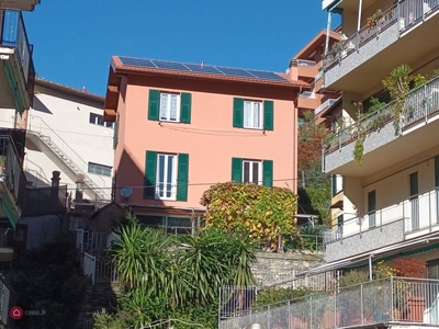 Casa Bi/Trifamiliare in Vendita in Via Carcara a Rapallo