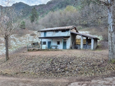 Casa di campagna in vendita a Idro