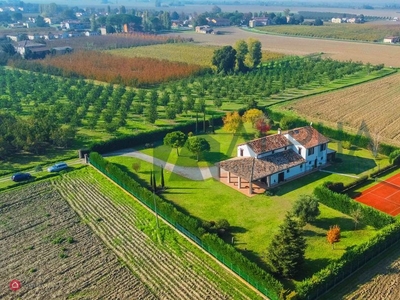 Casa indipendente in Vendita in Via Sabbionara 2 a Ravenna