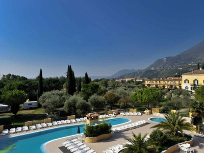 Casa mobile con terrazza, aria condizionata e piscina